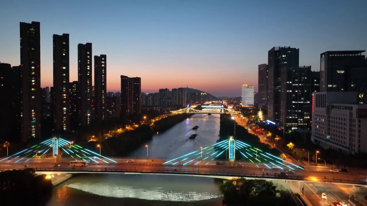 京杭大运河无锡城区段夜晚视频素材