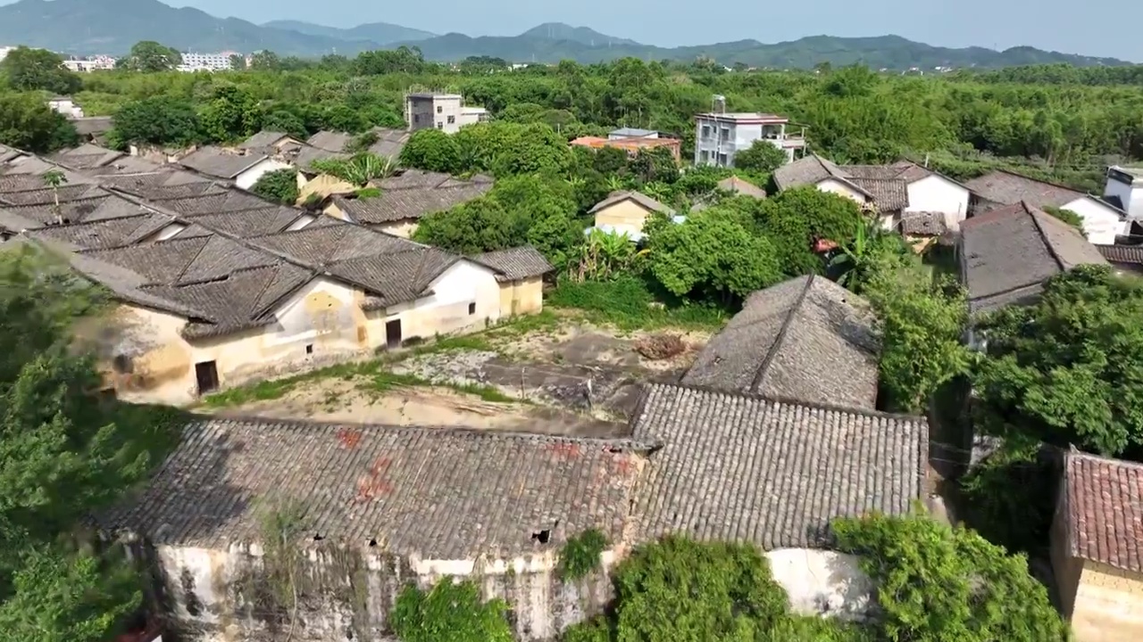 广东省惠州市博罗县公庄镇吉水围古村古建筑群航拍视频素材