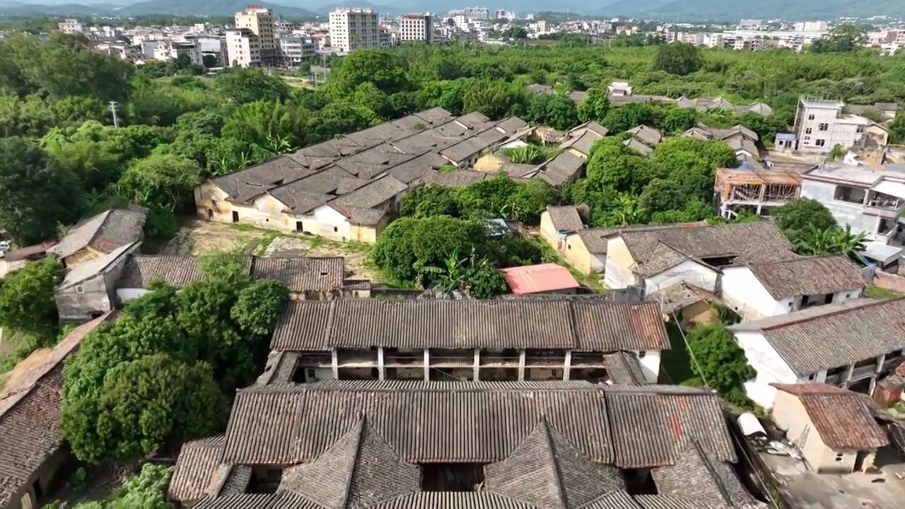 广东省惠州市博罗县公庄镇吉水围古村古建筑群航拍视频素材