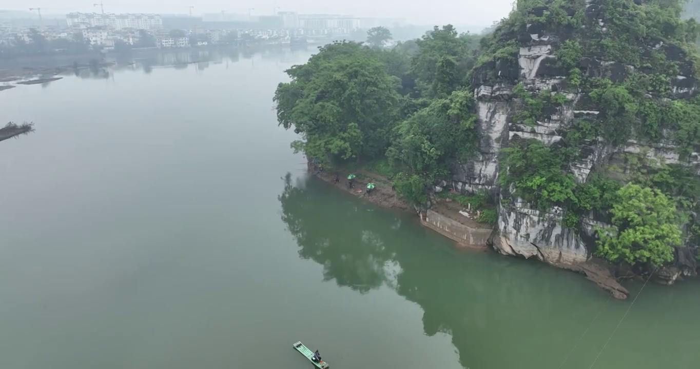 桂林风光雨雾天气航拍视频素材