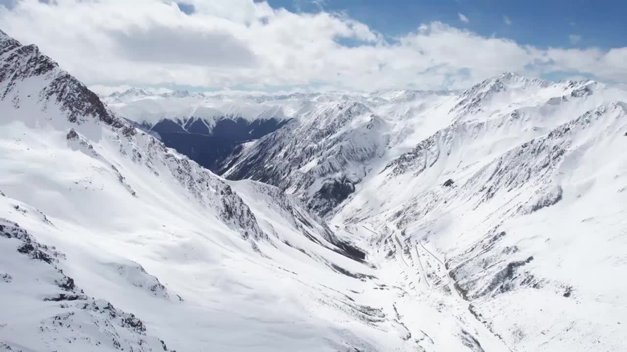 丙察察高山垭口视频素材