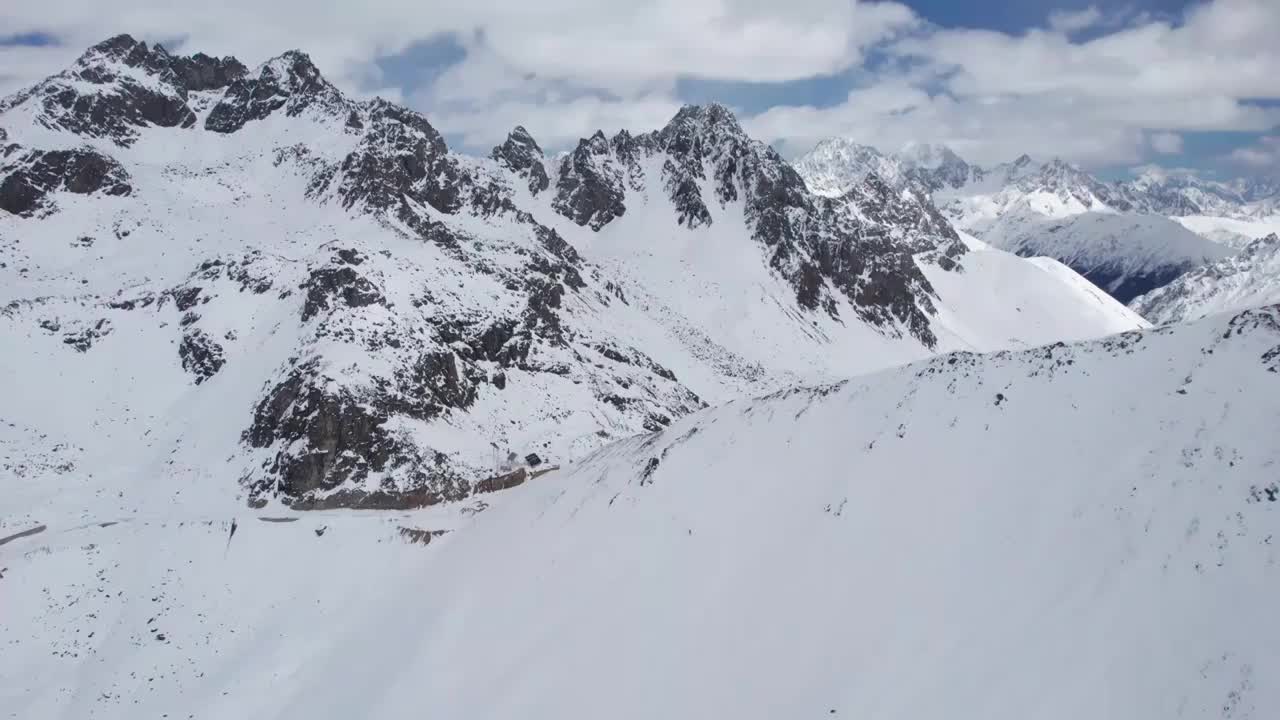 丙察察高山垭口视频素材