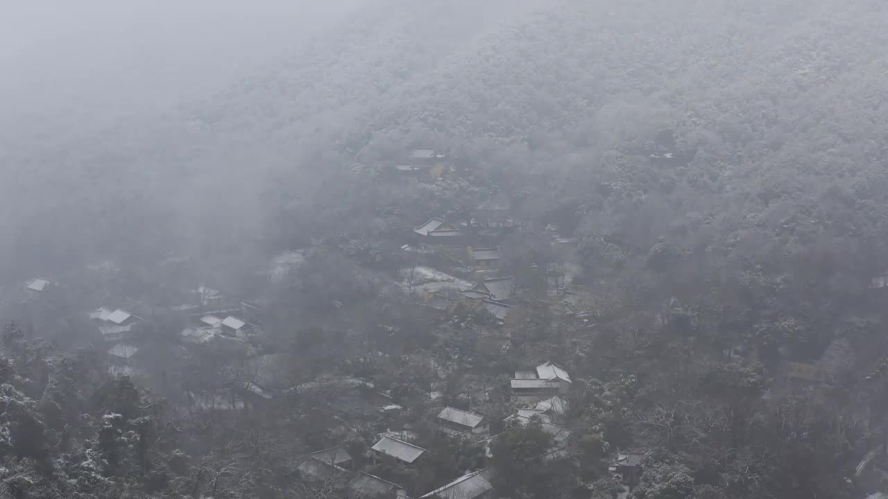 杭州灵应寺雪视频素材