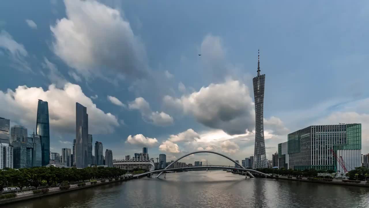 暴雨来临前的广州视频素材