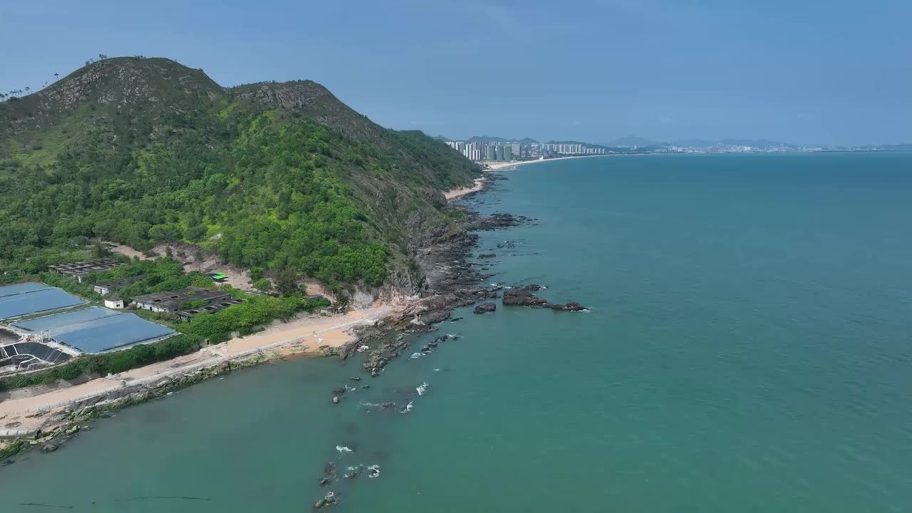 海滩沙滩海浪海边海水海岛视频素材