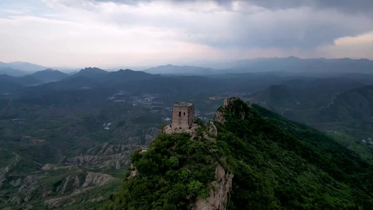 小满司马台长城风云变幻视频素材