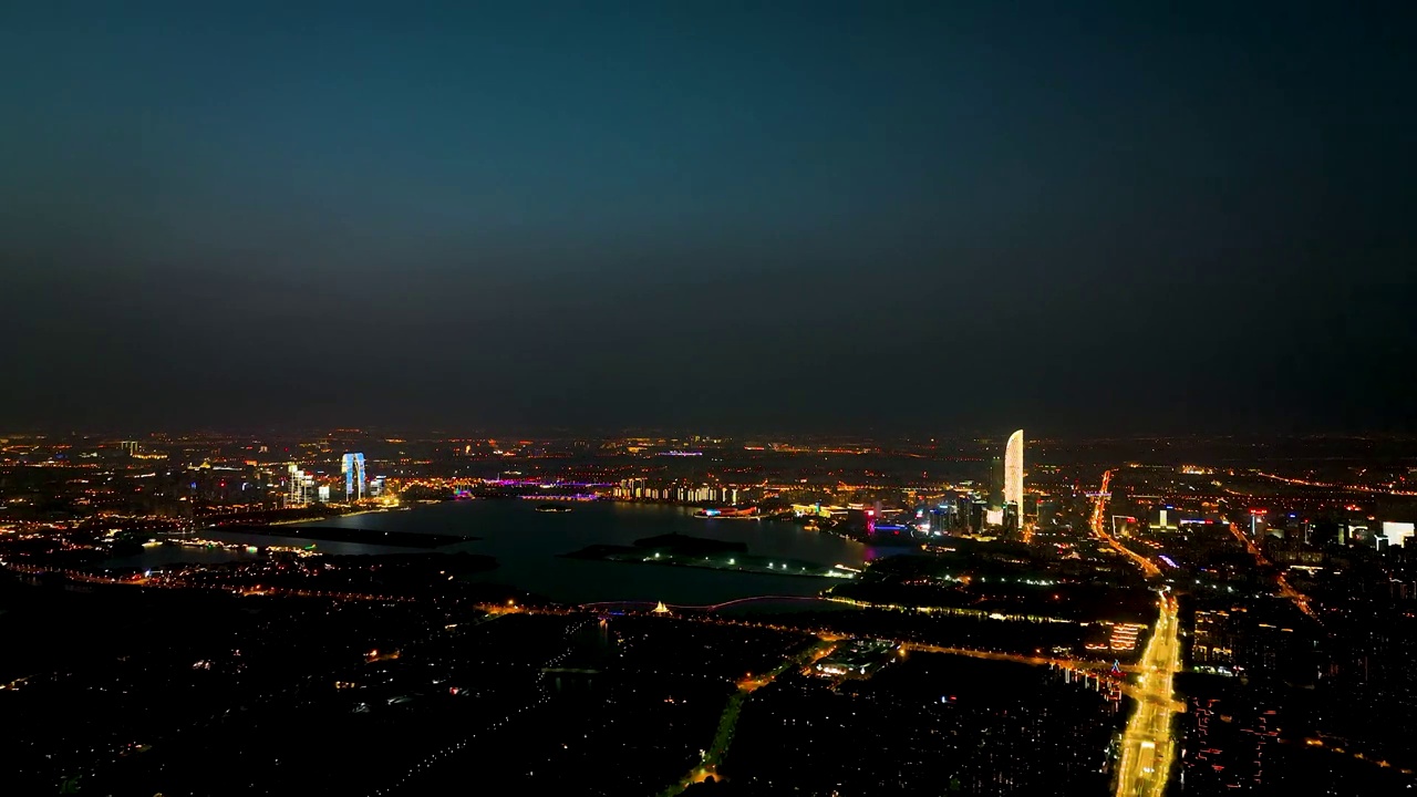 江苏苏州工业园区金鸡湖景区夜景航拍视频素材