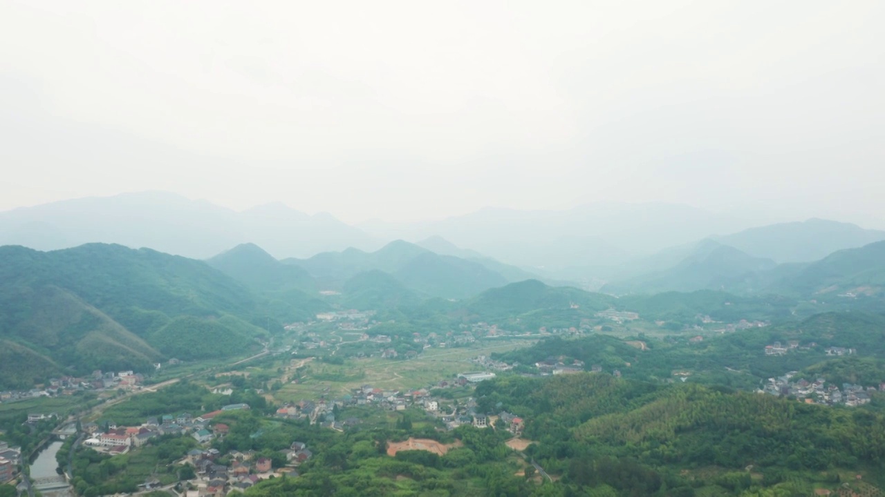 杭州余杭鸬鸟镇梨园大棚种植航拍视频素材