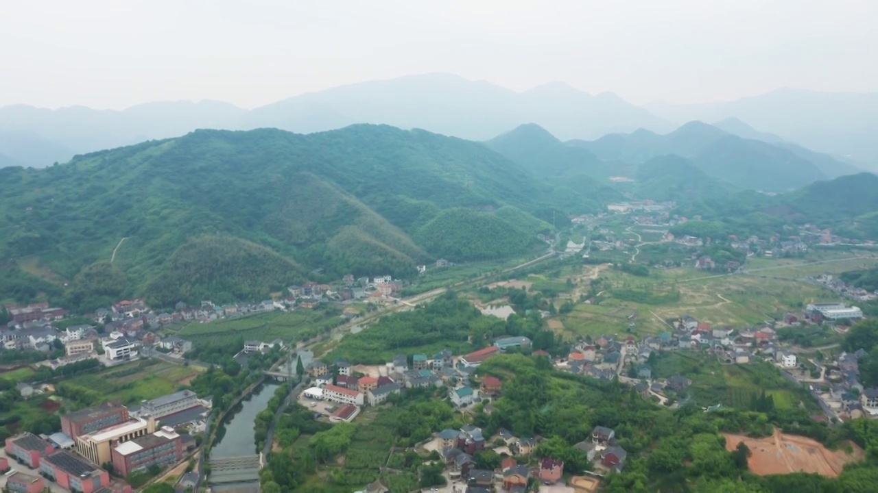 杭州余杭鸬鸟镇梨园大棚种植航拍视频素材