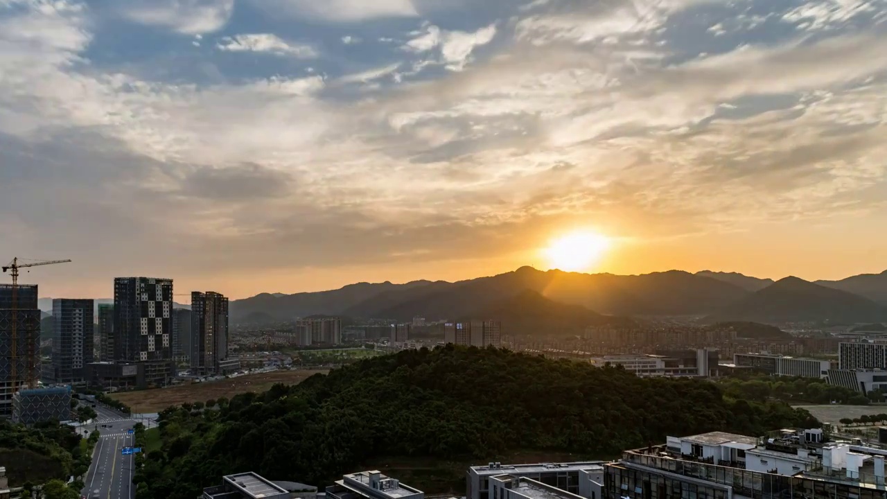 浙江杭州：芒种节气的晚霞视频素材