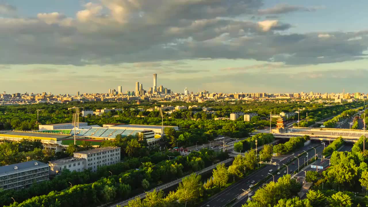 夏天高角度拍摄北京永定门及CBD城市天际线视频素材