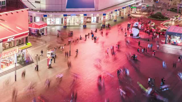 成都春熙路夜景人流延时视频素材