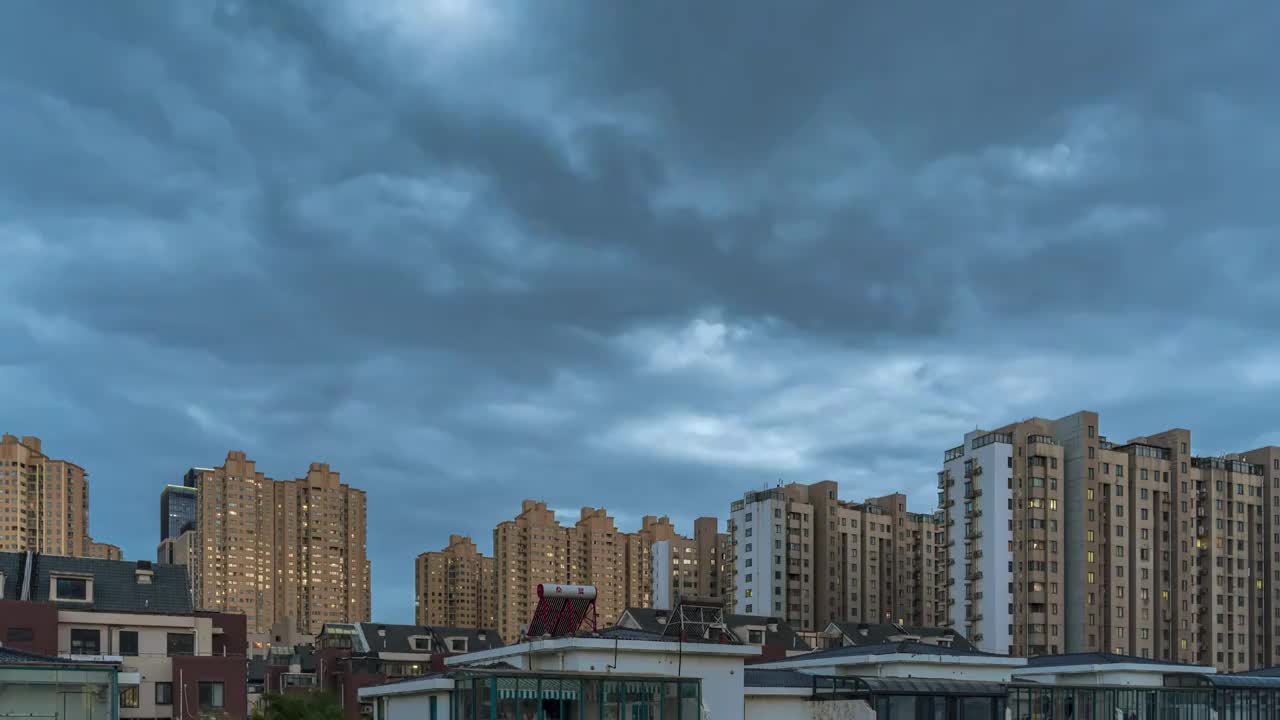 暴雨来临前天空乌云密布视频素材