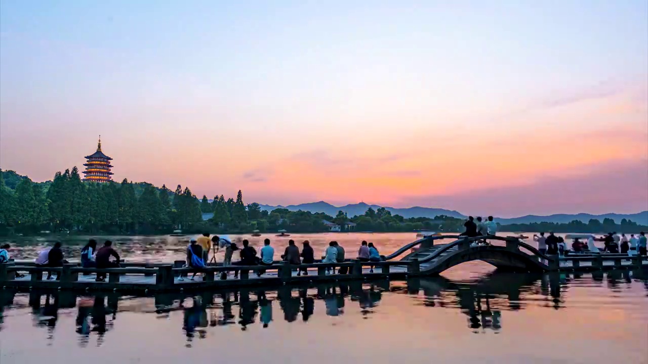 杭州西湖雷峰夕照日落夕阳延时视频视频素材