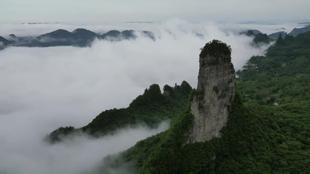 国有地质公园湖北恩施大峡谷绝壁长廊朝天笋风光视频素材