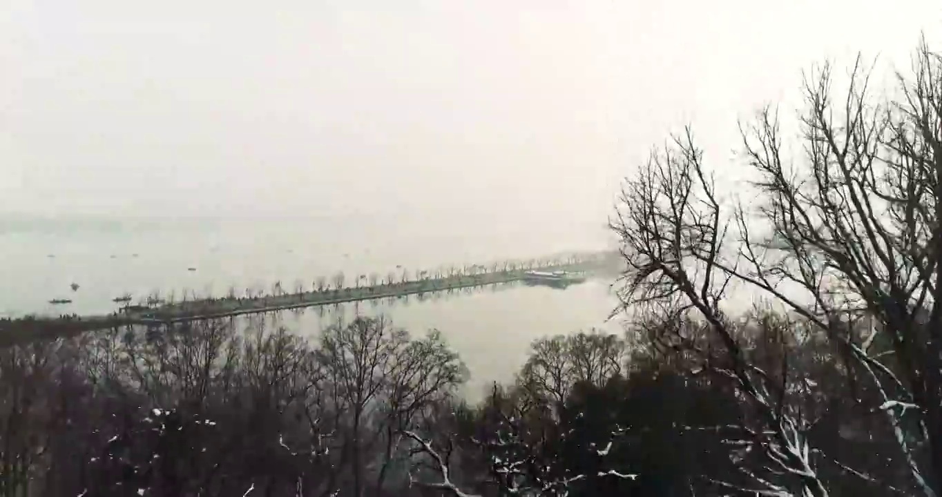 杭州 西湖 大雪 杨公堤 雪景视频素材