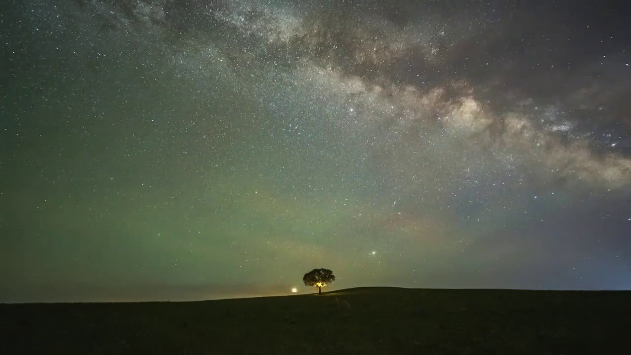 中国内蒙古乌兰布统 草原星空延时视频素材