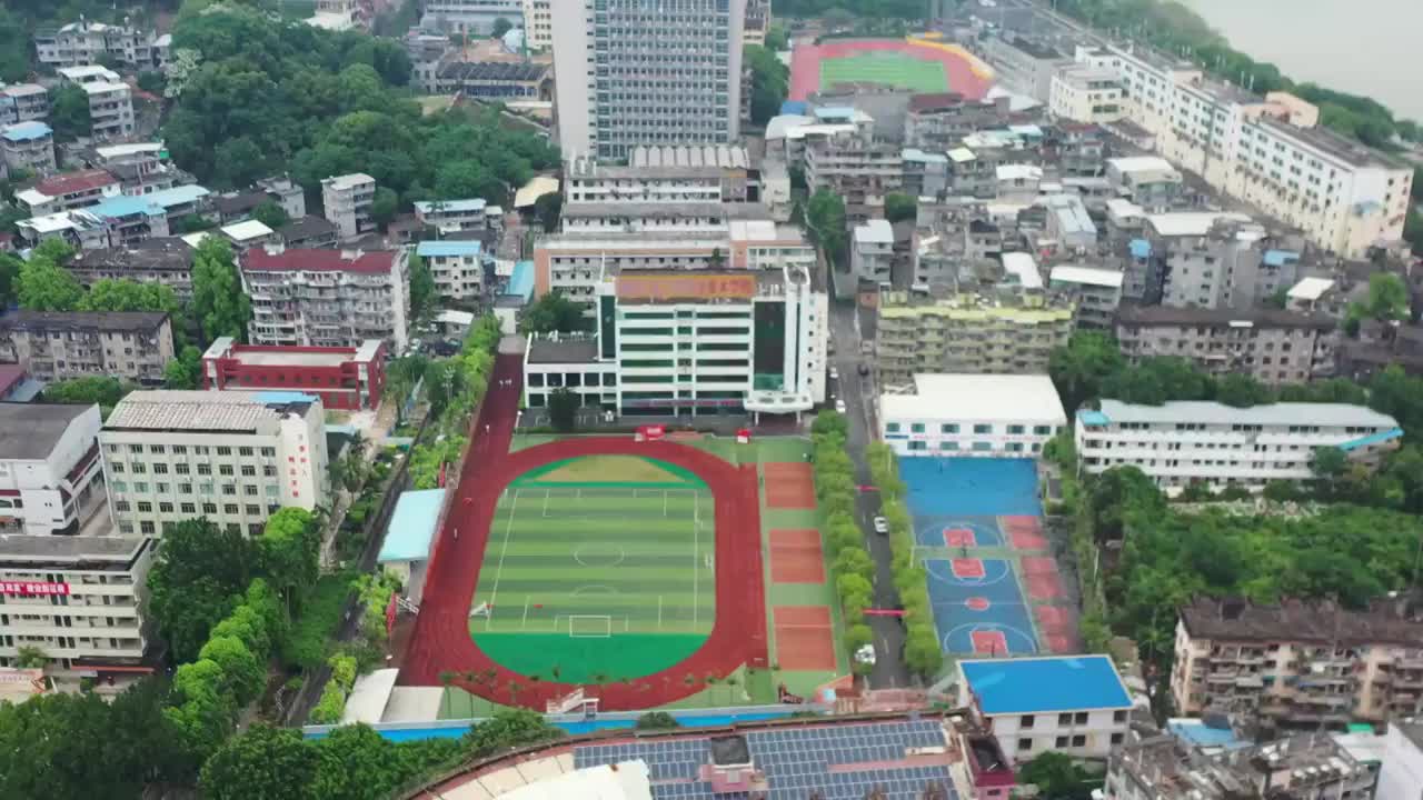 校园环境航拍操场跑道大学视频素材