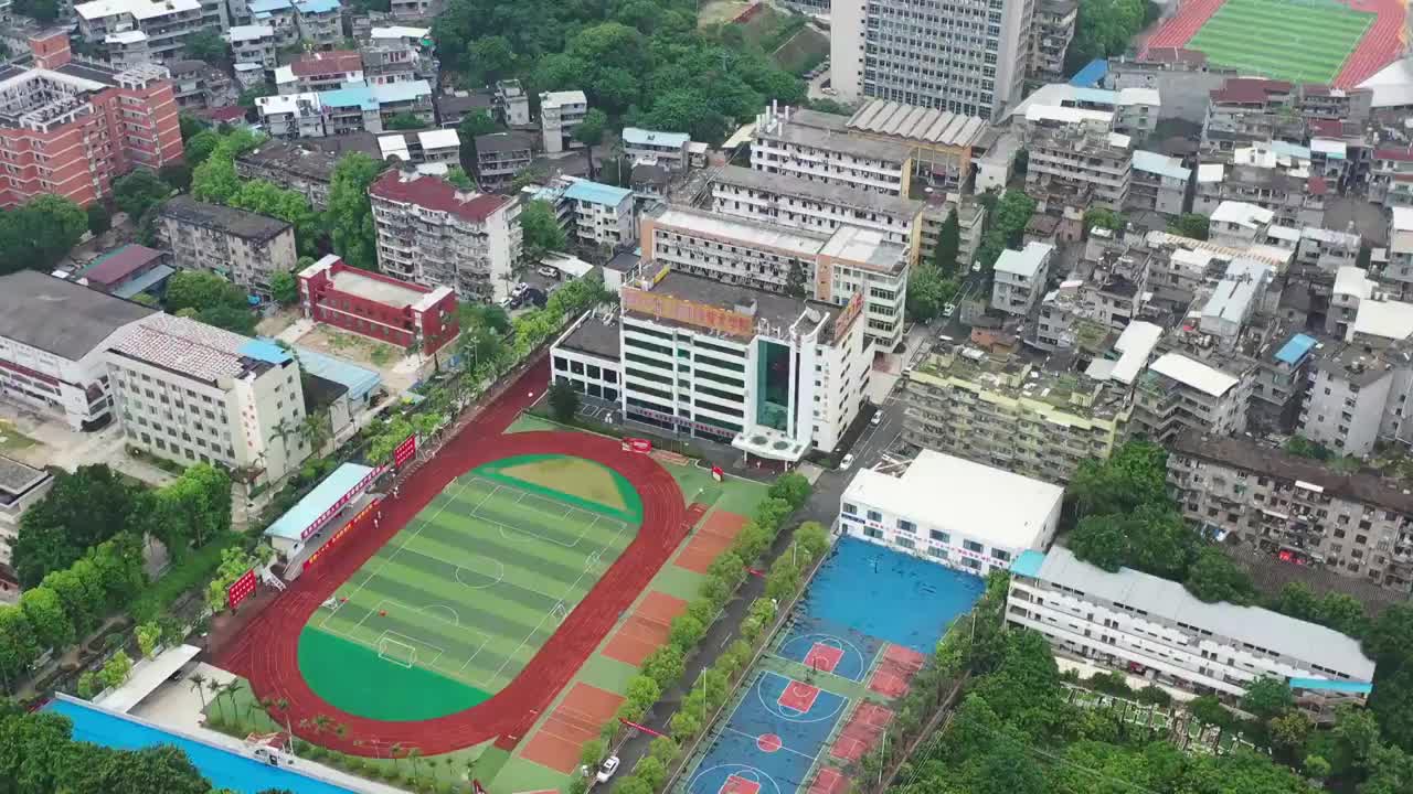 校园环境航拍操场跑道大学视频素材