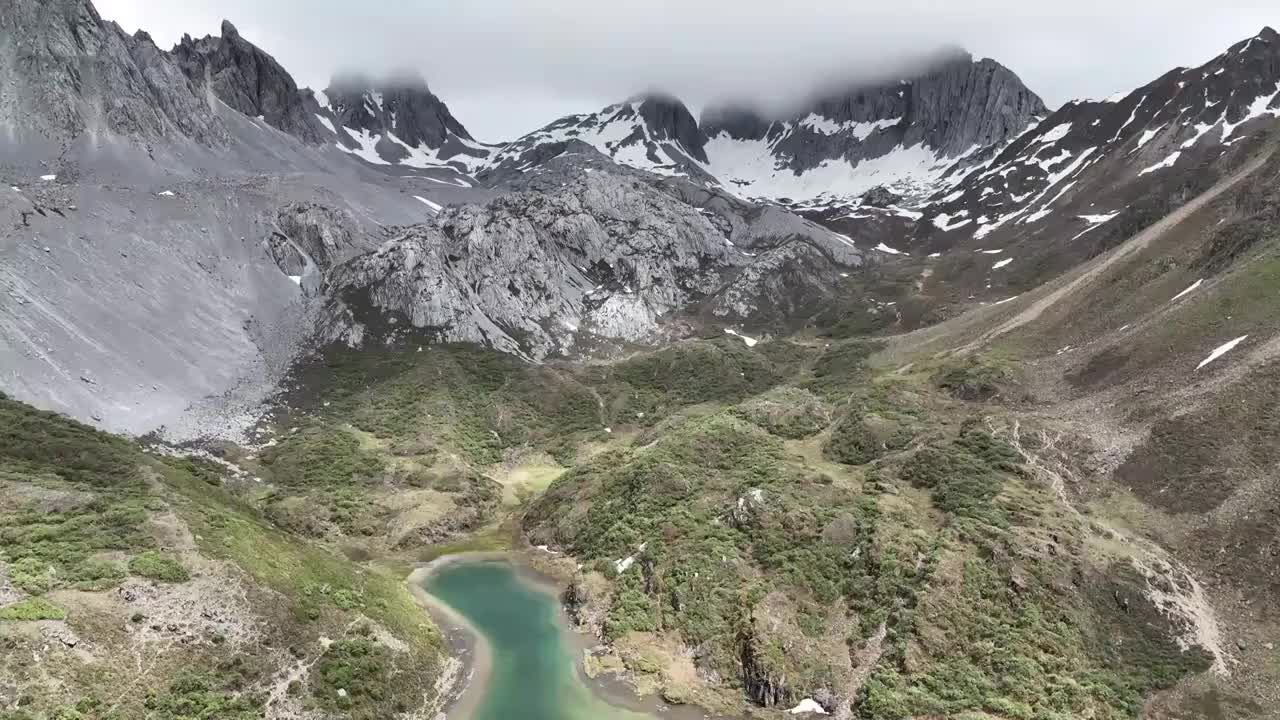 人间天堂香格里拉-阿布吉措视频素材