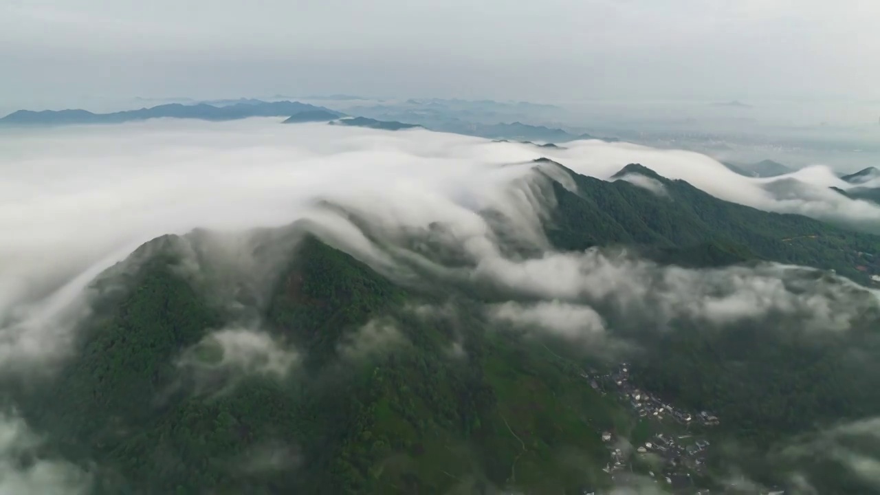 杭州北高峰云瀑瀑布云云海视频素材