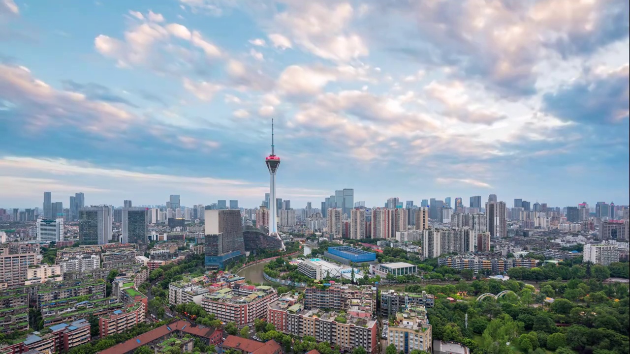 广角拍摄成都锦绣天府电视塔全景白天黄昏黑夜视频素材