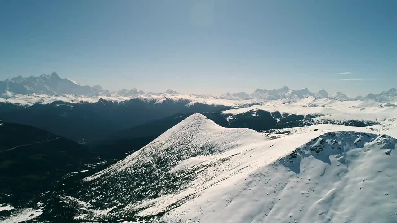 西藏拉林公路南迦巴瓦峰雪山航拍视频素材