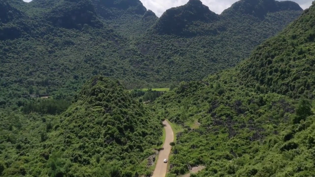 广西壮族自治区桂林市喀斯特地貌航拍风光视频素材