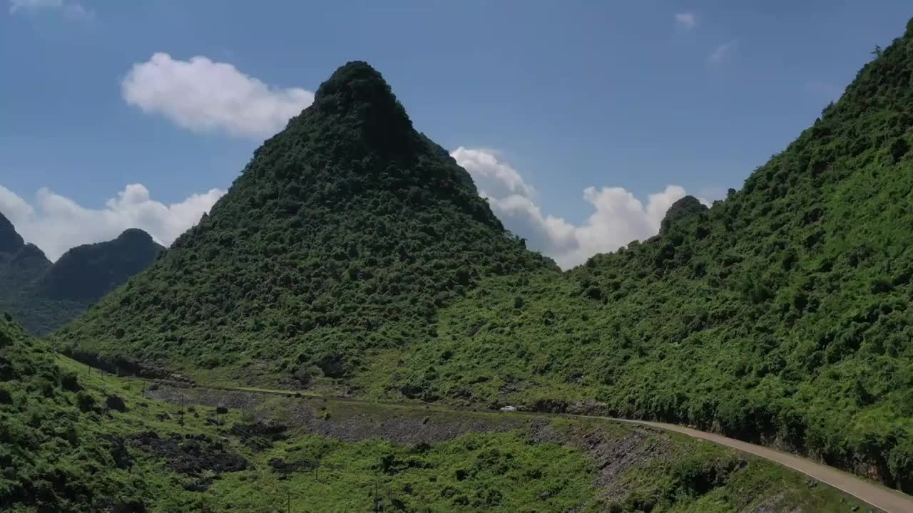 广西壮族自治区桂林市喀斯特地貌航拍风光视频素材