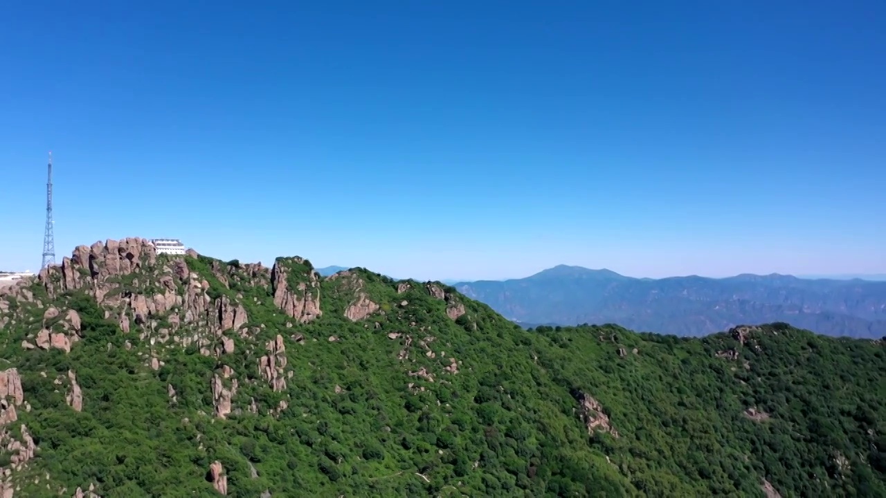 航拍北京房山百花山傍晚夕阳视频素材