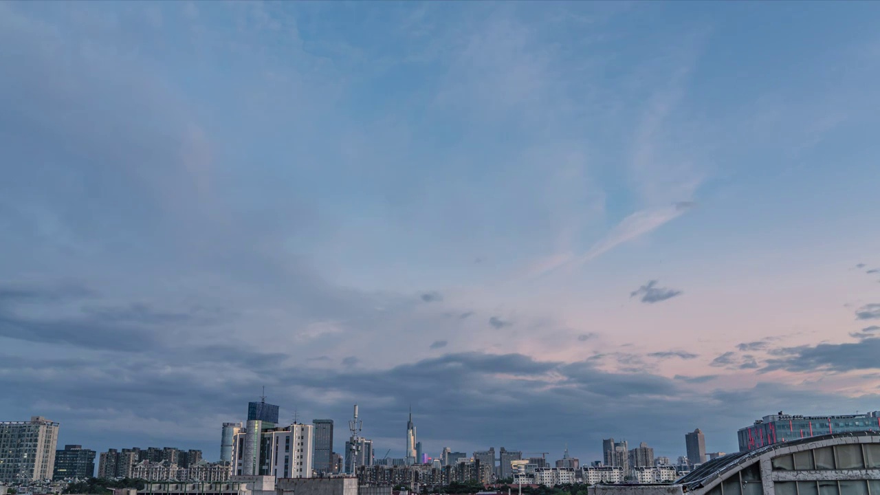 落日晚霞下的南京城市天际线视频素材