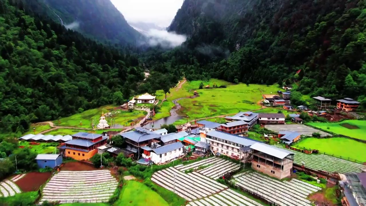 雨崩村视频素材