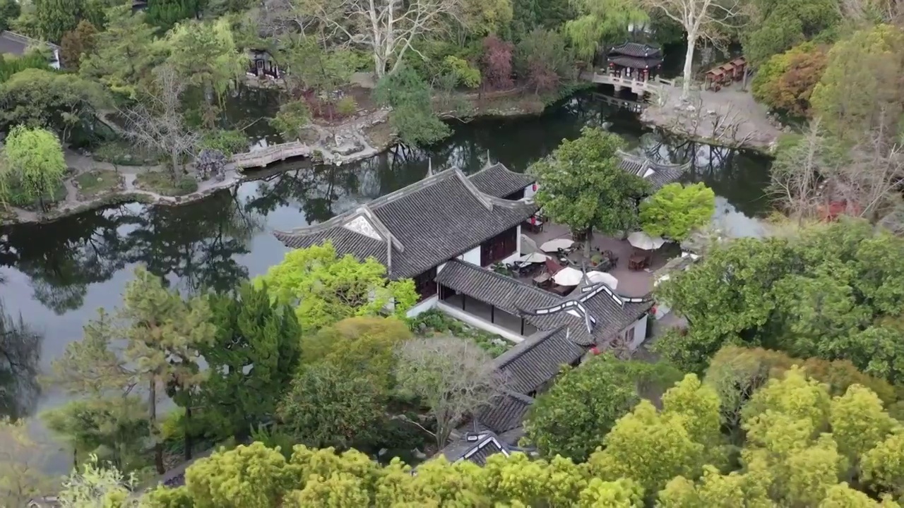 航拍上海城市文旅地标建筑景观——上海古猗园视频素材