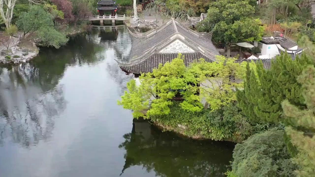 航拍上海城市文旅地标建筑景观——上海古猗园视频素材