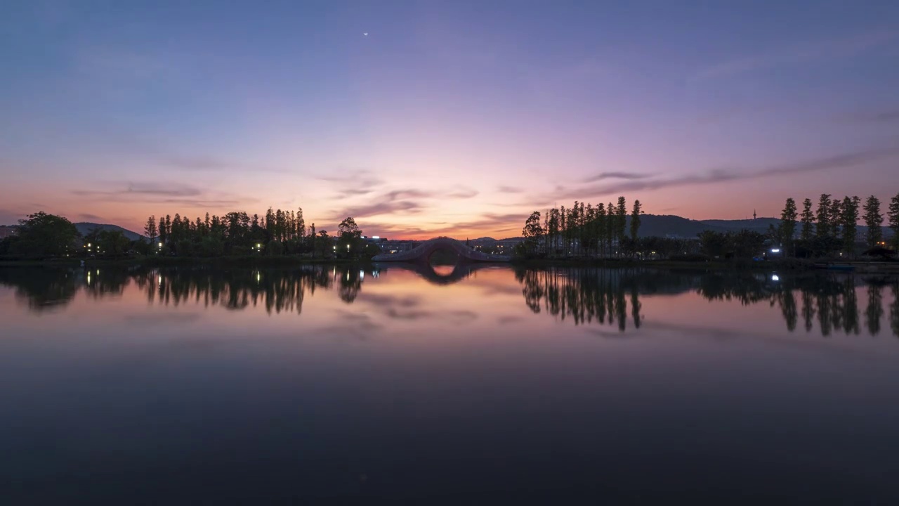 湖南省长沙市后湖艺术公园，湖景，晚霞视频素材