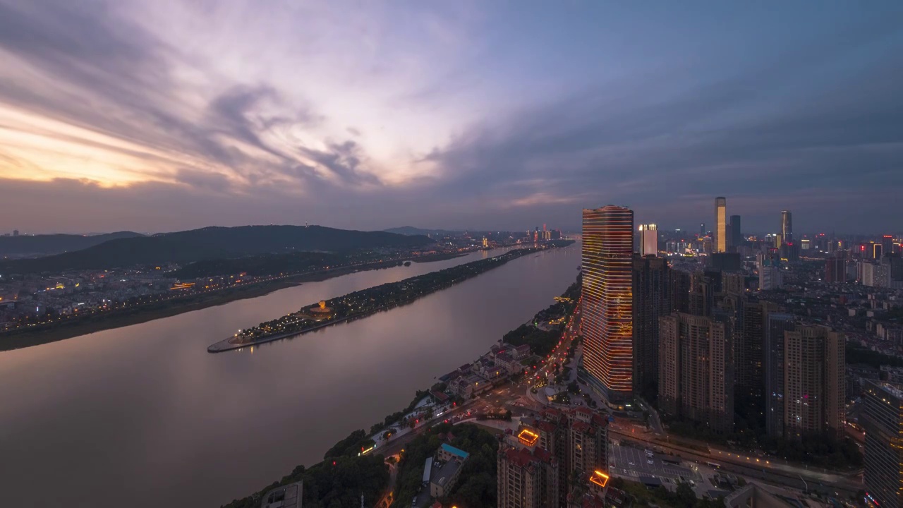 湖南省长沙市橘子洲晚霞延时，日转夜延时视频素材