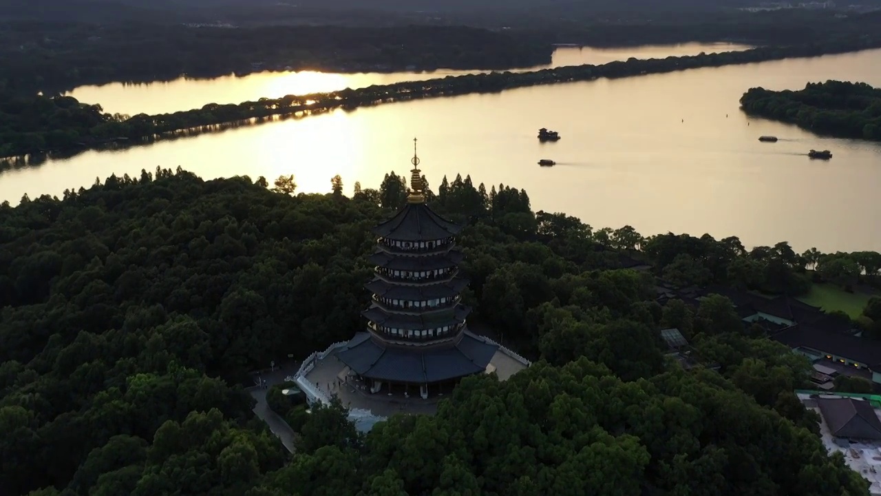 杭州西湖雷峰塔日落航拍视频素材