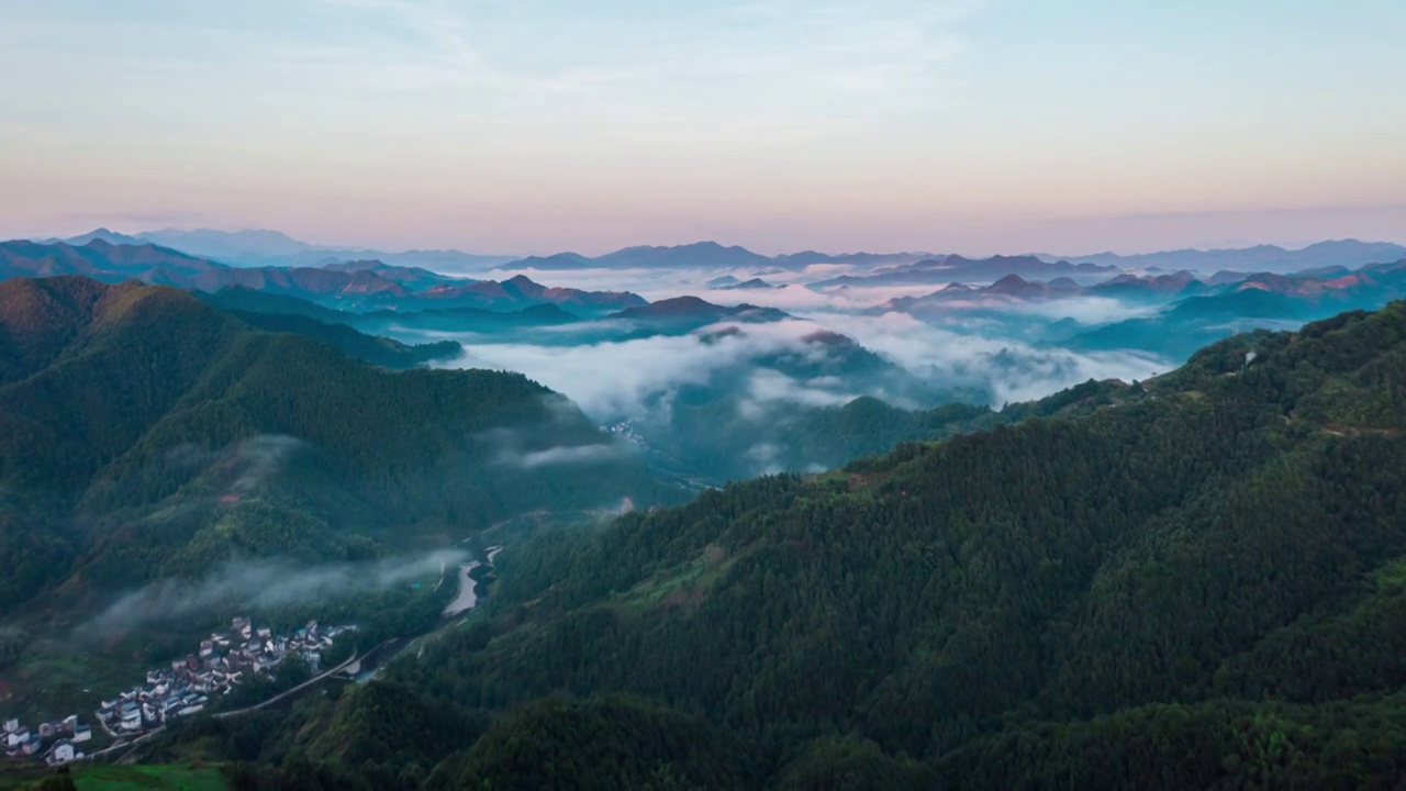 清晨山间云雾视频素材