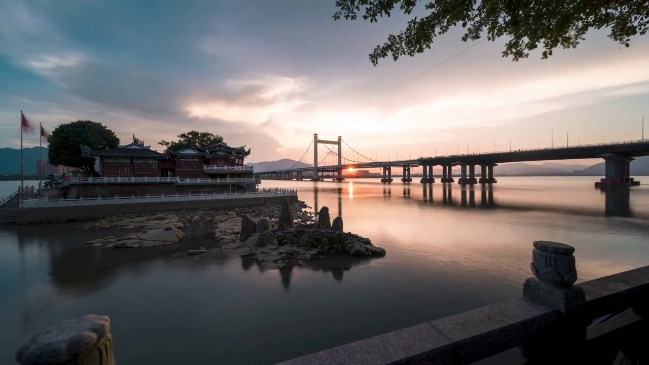 福州宋代古建筑金山寺日转夜晚霞延时视频素材