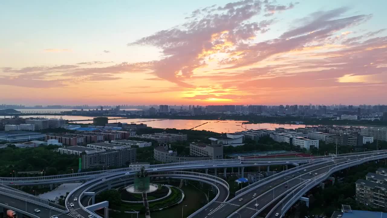 航拍城市高架桥夕阳晚霞落日天空视频素材