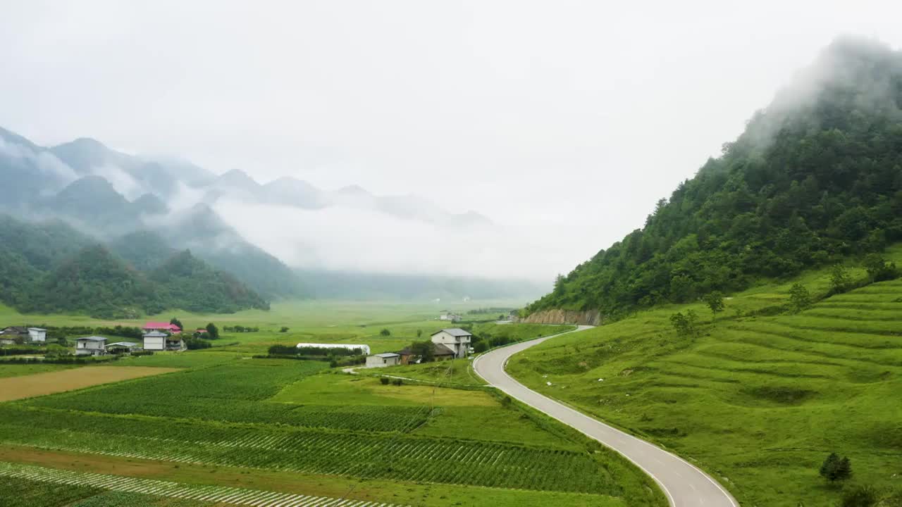 航拍国家森林公园4A级景区重庆红池坝风景区视频素材