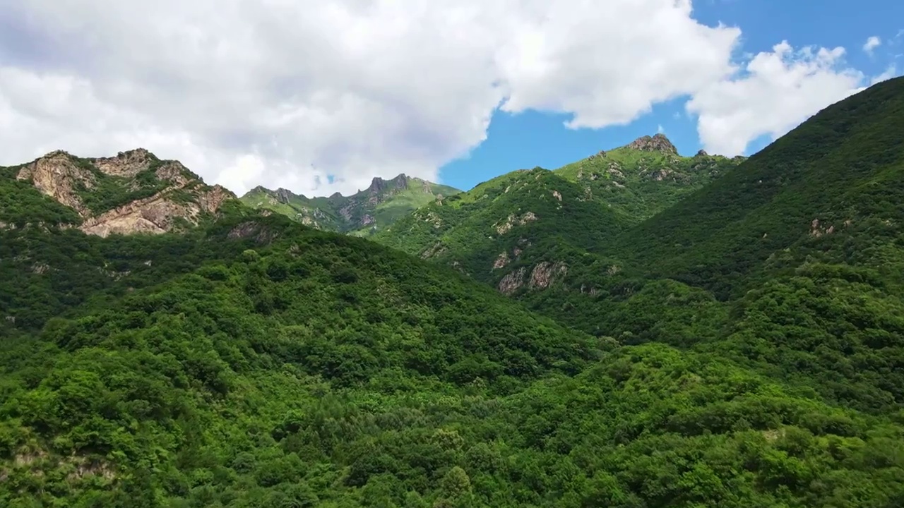 北京门头沟灵山自然风景区东灵山视频素材