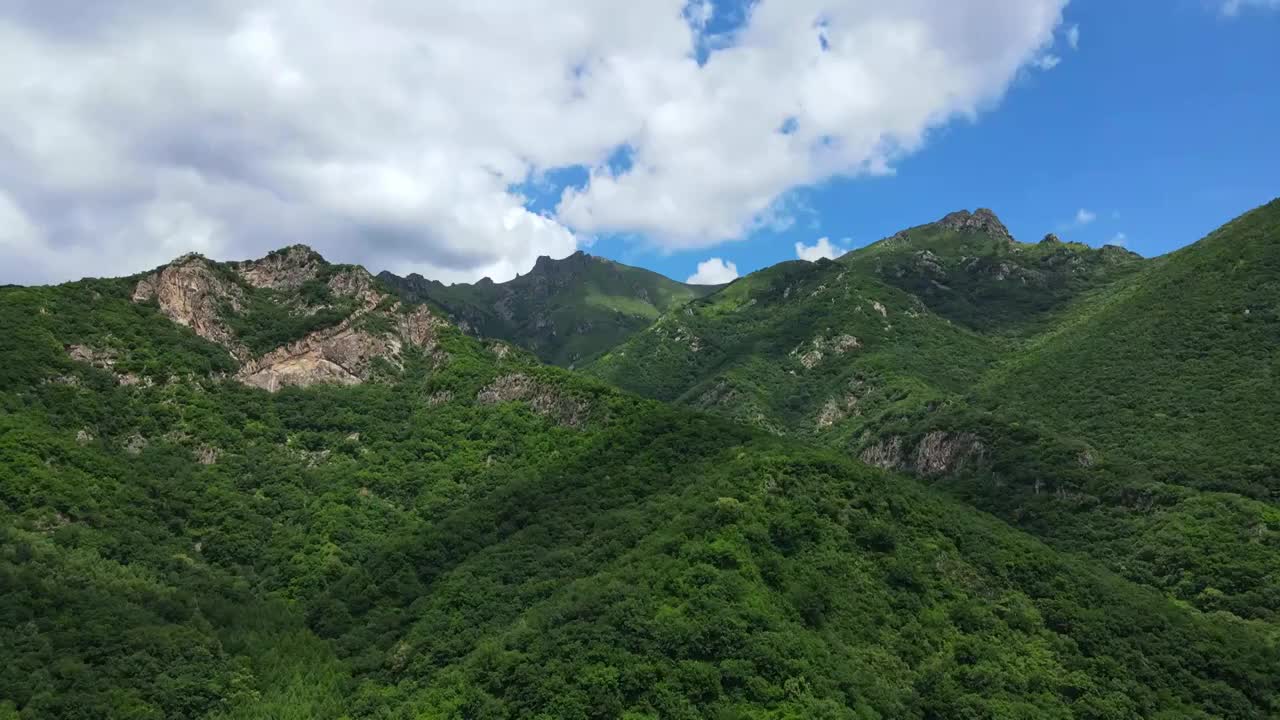 北京门头沟灵山自然风景区东灵山视频素材