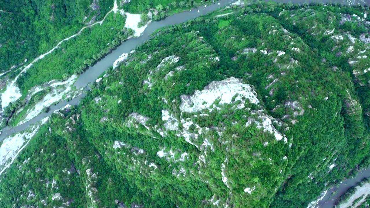 航拍夏季北京怀柔云蒙山国家森林公园视频素材