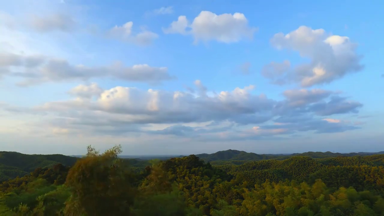 天空 云 蓝天 云彩 飘动 竹 竹林 风景 清新 自然 绿色 环保 山 山脉视频素材