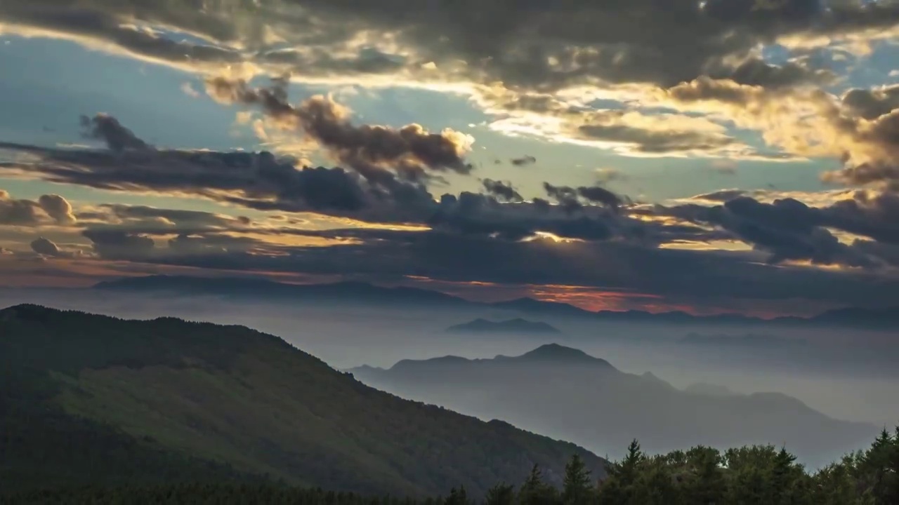 风光延时：房山地质公园夕阳彩霞视频素材