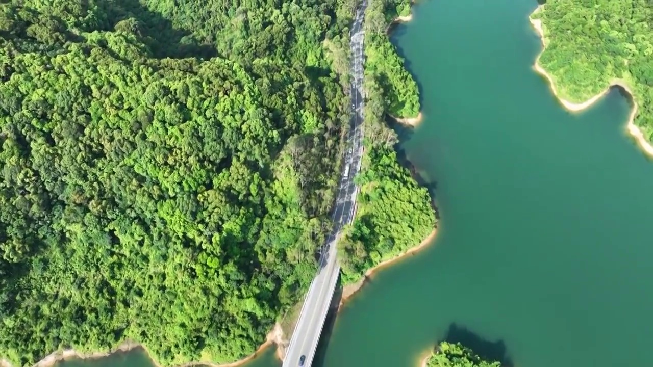 广东中山市最美公路翠山公路航拍视频素材