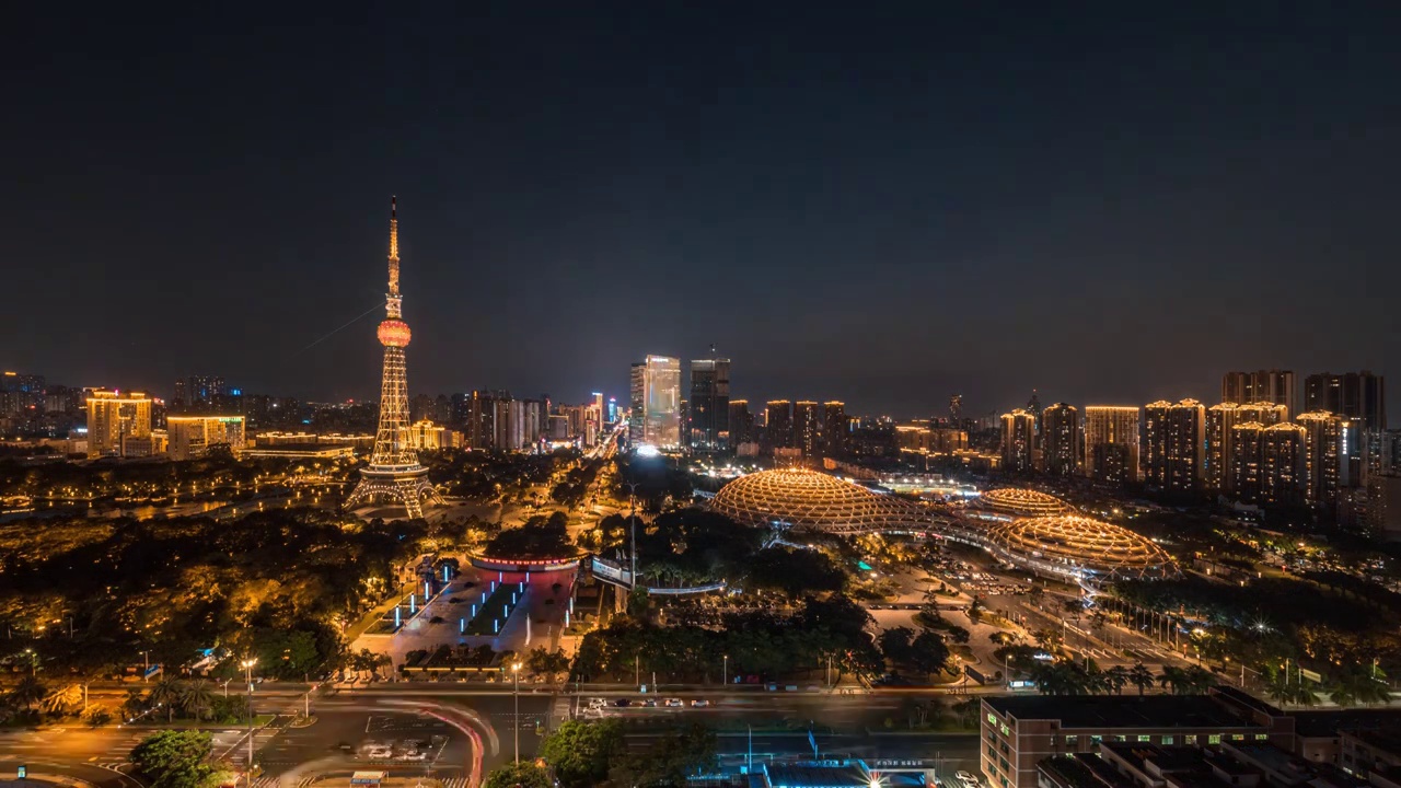 广东省佛山市佛山电视塔与岭南明珠体育馆的夜景视频素材