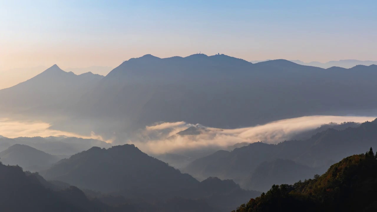 张家界天泉山云雾视频素材