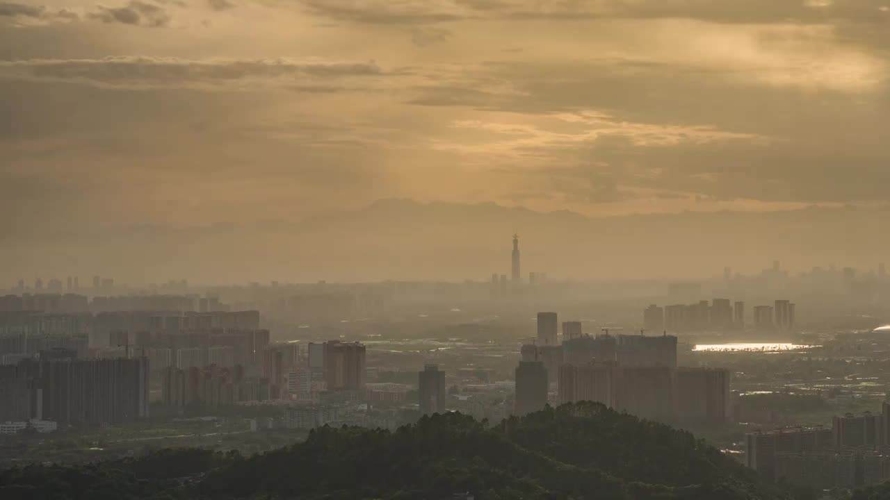 成都雪山下的公园城市4k视频素材